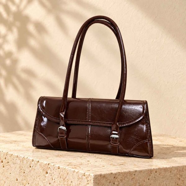 Oil-Waxed Retro Handbag, Glowbagh's best-selling ladies handbag